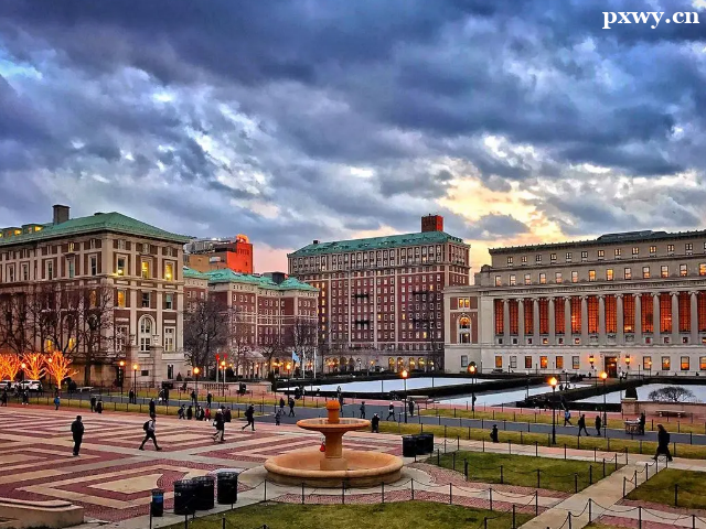 ������Ո����ʲô�r���_ʼ�ʂ�