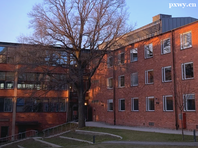 ���W��W����˼߀���и�